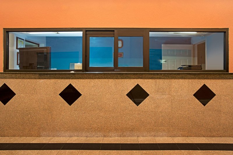 super 8 by wyndham houston brookhollow nw