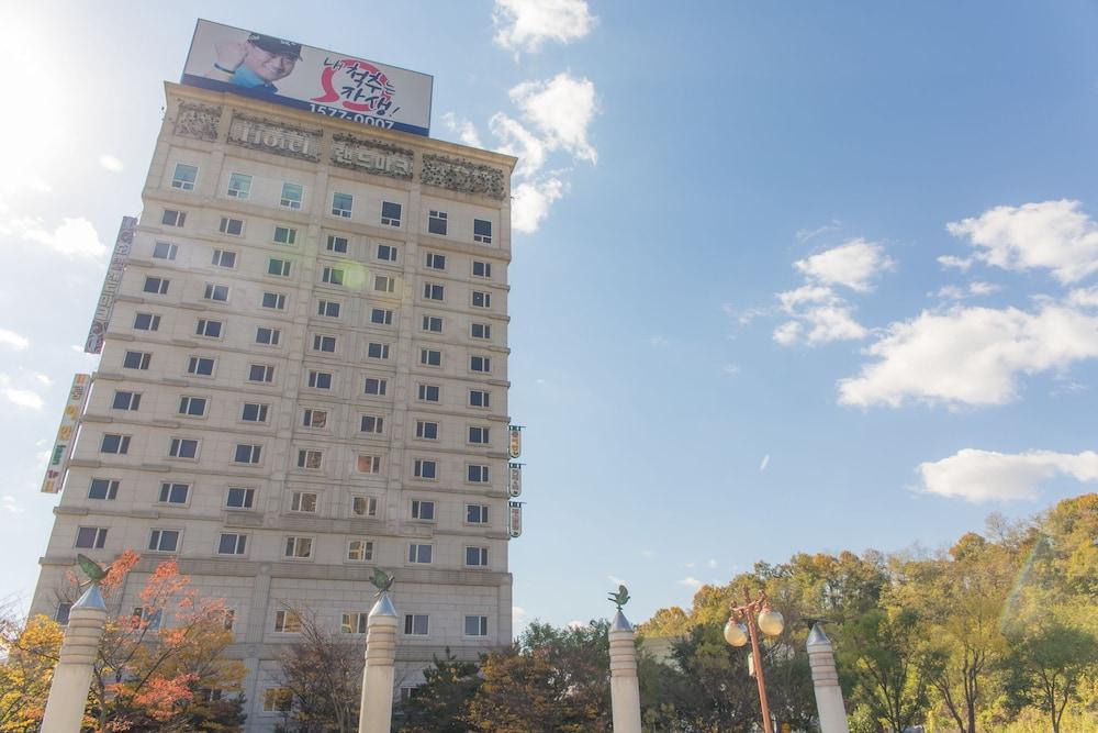 landmark hotel suwon