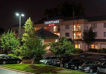 courtyard by marriott charlotte lake norman