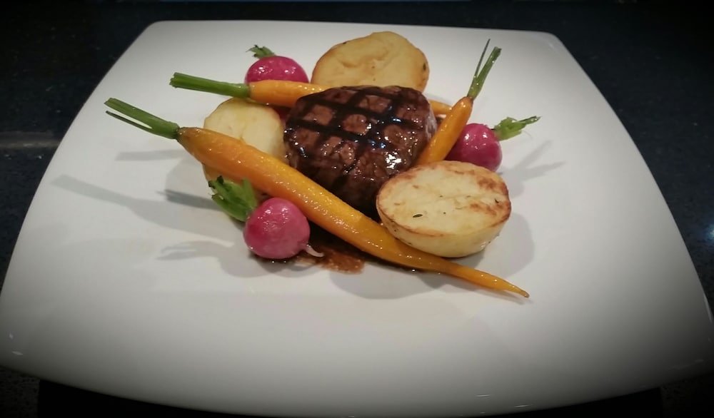 red bridge motor inn