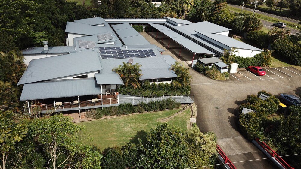 red bridge motor inn