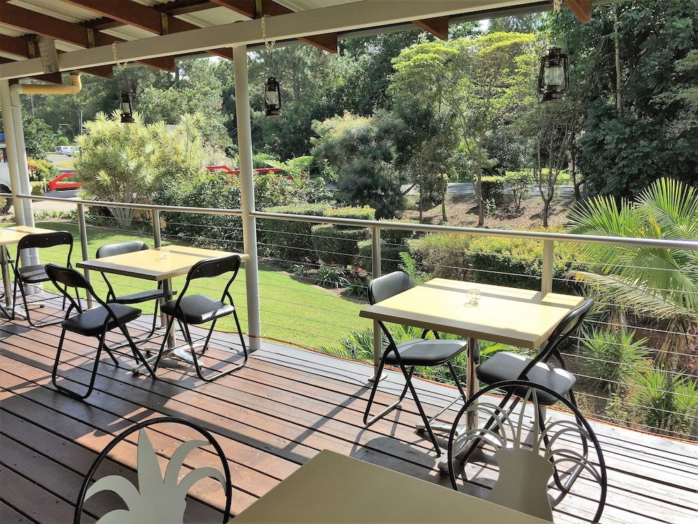 Red Bridge Motor Inn,Diamond Valley>>Alexandra Headland,4 star