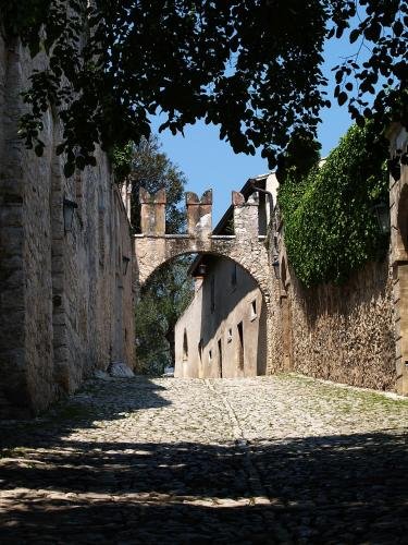 Locanda San Vigilio,Isola Del Garda>>Garda,3 star