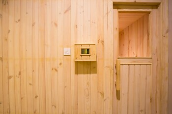 golden palace hotel lombok