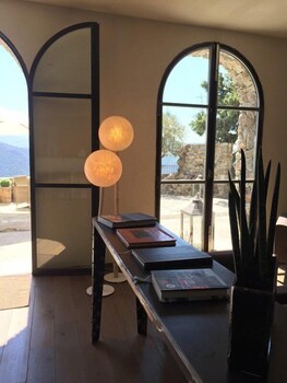hotel case latine