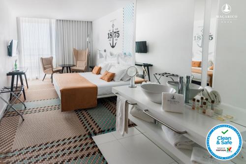 macarico beach hotel