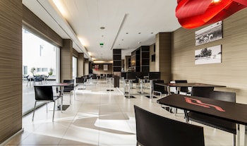 moov hotel evora