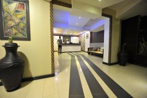 Gloria Hotel,Union Trade Center>>Kigali,4 star