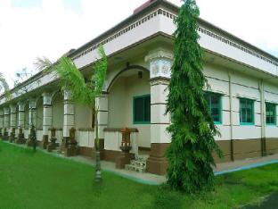 excel river view hotel