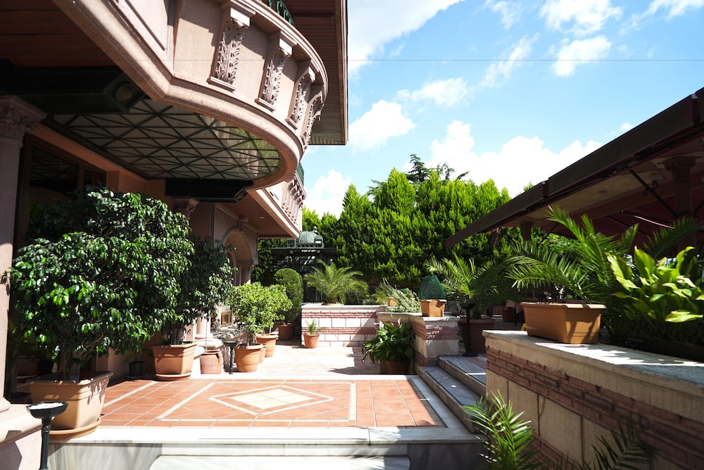 sultanahmet palace hotel special class