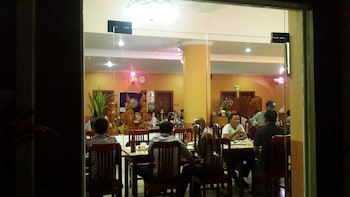 Hotel 63,Thanlyin>>Botahtaung,3 star