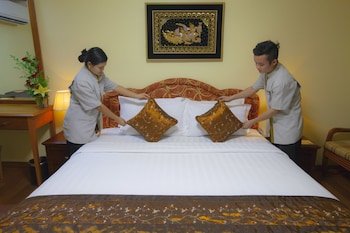 grand palace hotel