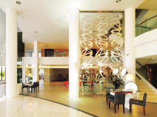 kings green hotel