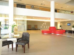 kings green hotel
