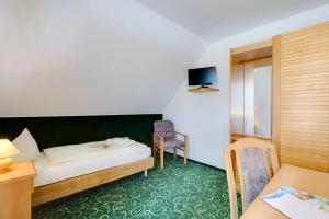 Hotel Garni Zwickau Mosel,On A River,3 star