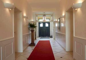 Hotel Snorrenburg,Cologne>>Burbach,4 star