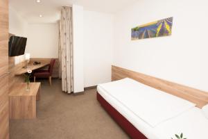 Hotel Schutzenburg,Leichlingen>>Burscheid,3 star