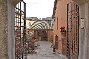 Hotel Alma Domus,Monteriggioni>>Castelfiorentino,1 star