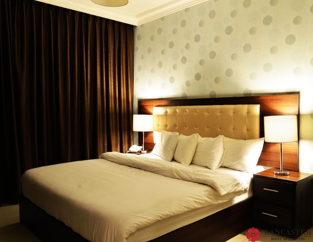 lancaster hotel apartments gardens