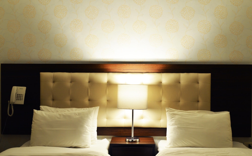 lancaster hotel apartments gardens