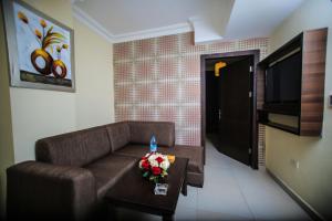 lancaster hotel apartments gardens