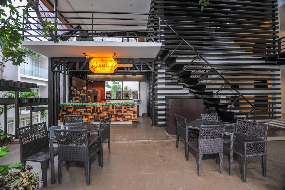 aziza paradise hotel