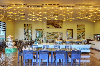 aziza paradise hotel