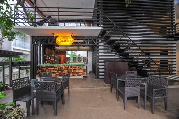 aziza paradise hotel