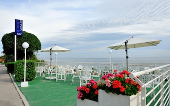 Hotel Venus,Marche>>Gabicce Mare,4 star