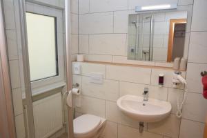 Hotel-Restaurant Steigerwaldhaus,Burghaslach>>Bavaria,2 star