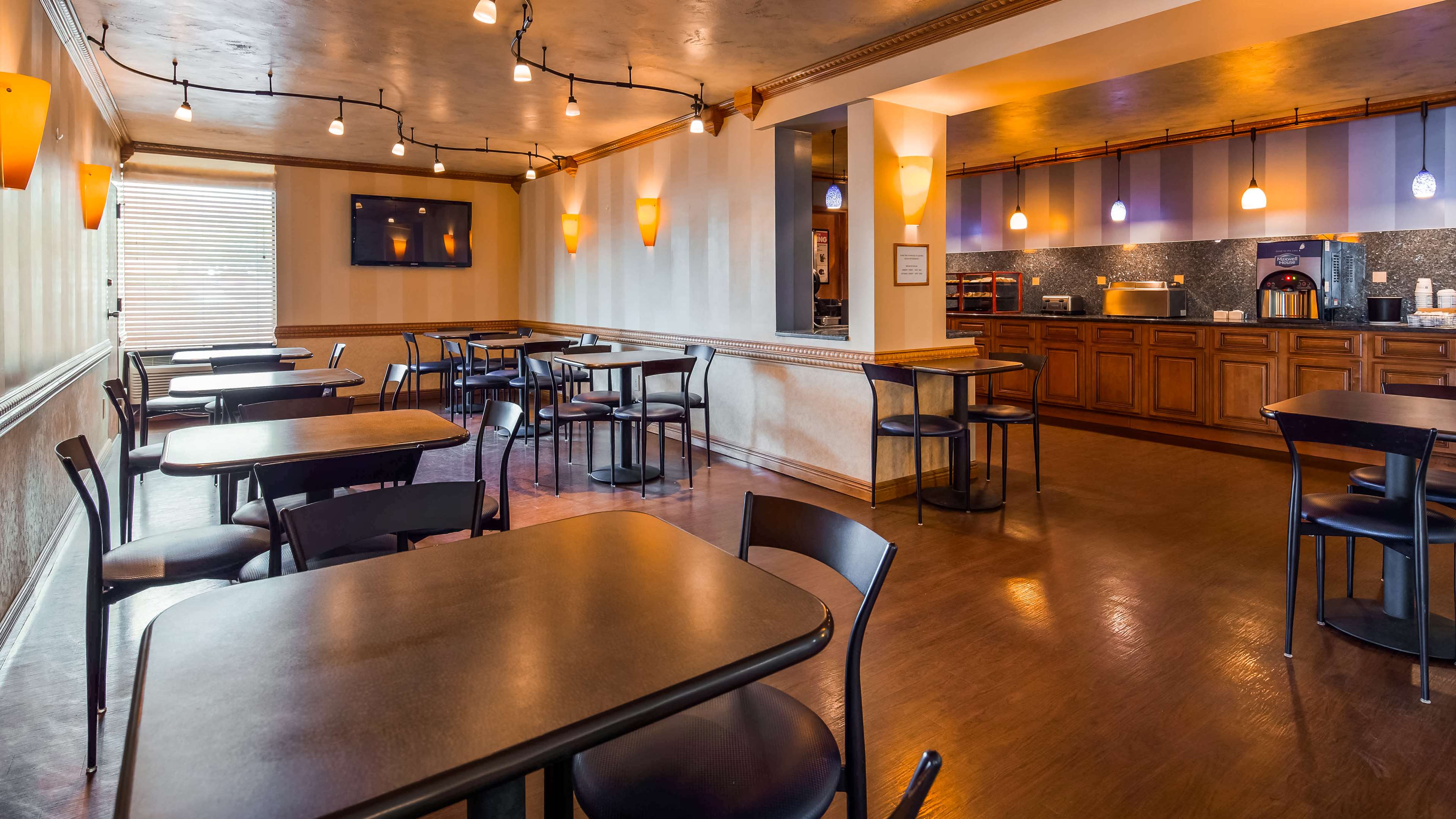 comfort inn and suites