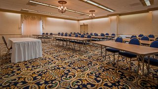 comfort inn and suites