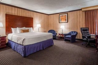 comfort inn and suites