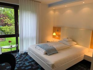 Mintrops Land Hotel Burgaltendorf,Essen>>Bochum,4 star