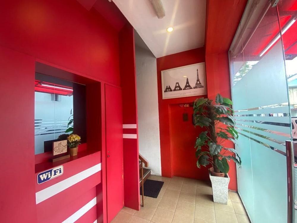 one stop hotel