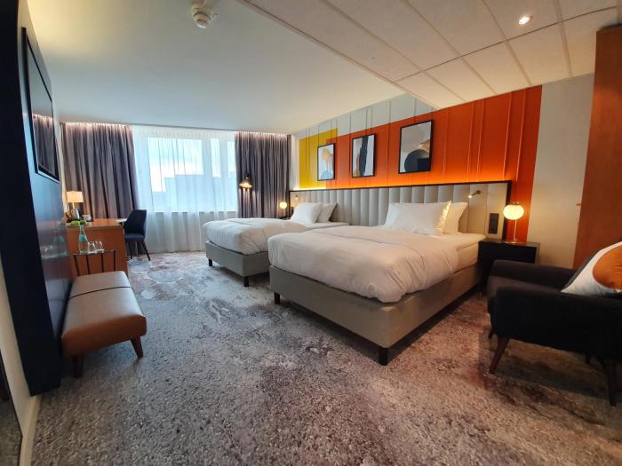 voco dusseldorf seestern by ihg