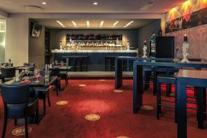 voco dusseldorf seestern by ihg