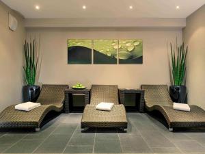 voco dusseldorf seestern by ihg