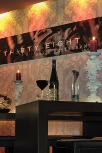 voco dusseldorf seestern by ihg