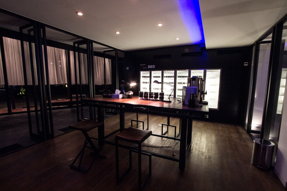 bed changkian hotel adults only