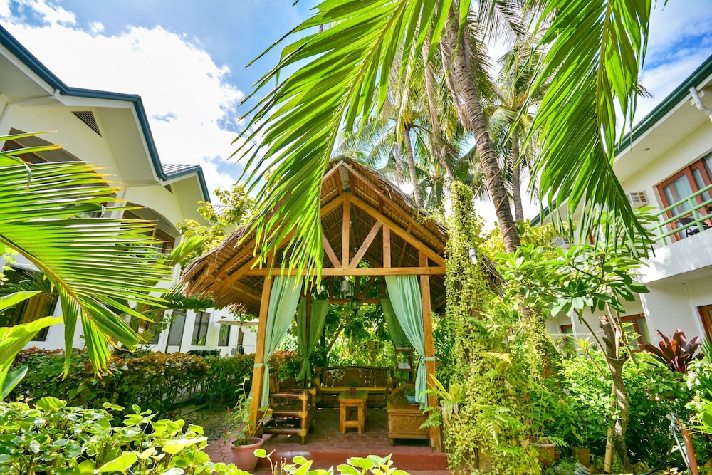 secret garden resort