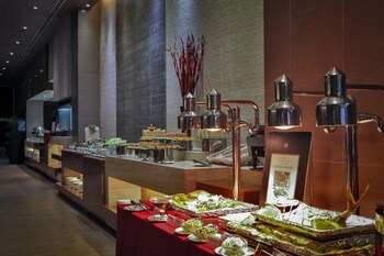 limketkai luxe hotel