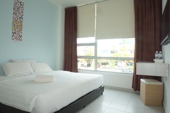 sun inns hotel laksamana