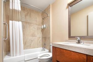 Canadas Best Value Inn Richmond Hill Toronto N,Richmond Hill>>Aurora,2 star