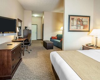 Comfort Suites Speedway - Kansas City,Bonner Springs>>Arkansas City,3 star