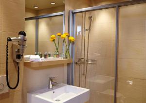 Rivage Hotel Restaurant Lutry,Lausanne>>Cully,3 star