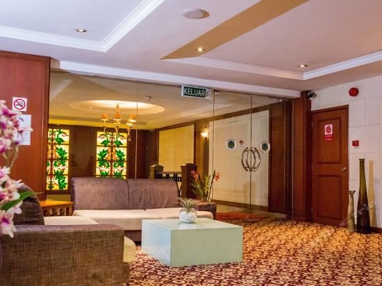 Ponderosa Golf & Country Resort,Johor Bahru>>Johor,4 star