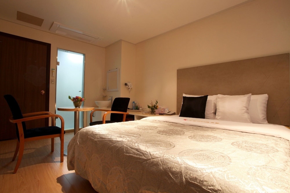 seocho yuwon hotel nambu terminal