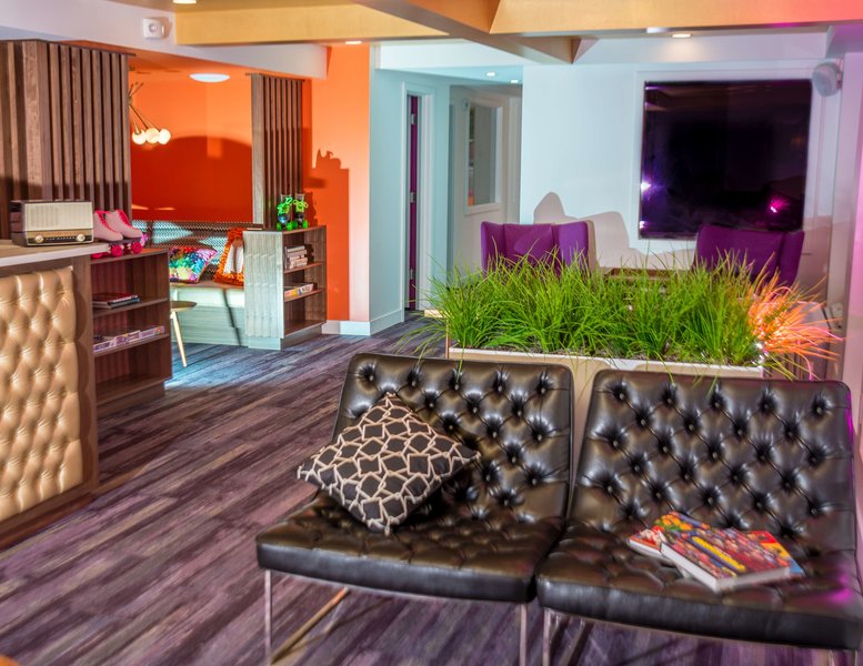 hotel zed kelowna