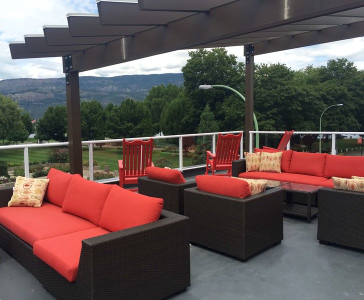 hotel zed kelowna